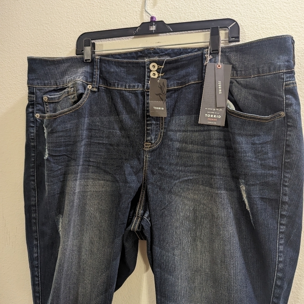 Torrid Premium Stretch Cropped Jeggings - Picture 5 of 10